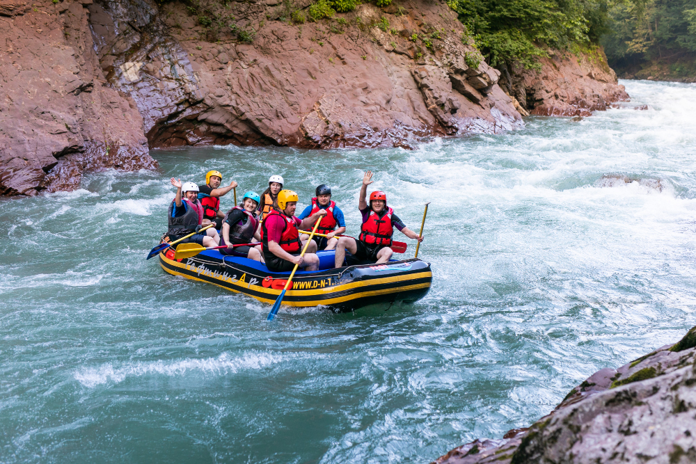 River rafting: Top places around India 