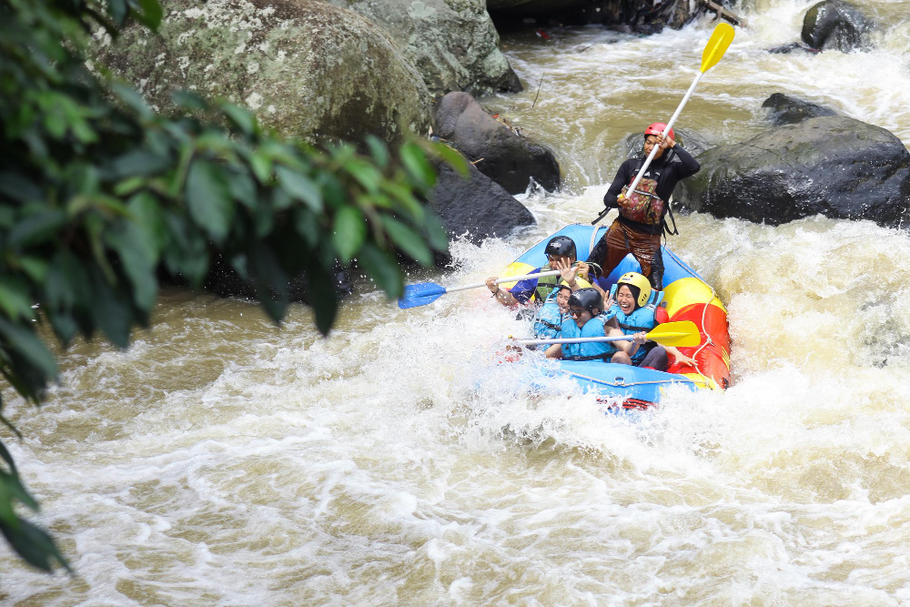 River rafting: Top places around India 